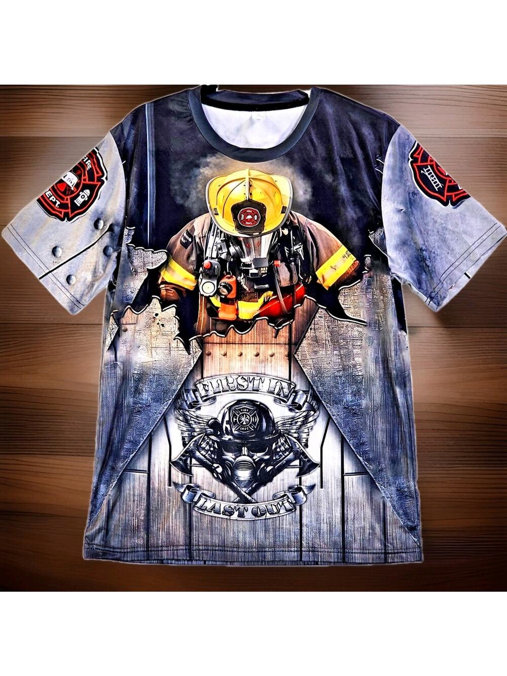 Firefighter First Responder Fire Rescue Dept Logo 3D Graphic Shirt Size Small